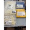 Image 1 : LOT DE 3700+ ATTACHES DE CABLES ASSORTIES