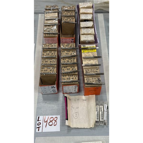 LOT DE 26 TAPS ASSORTIS