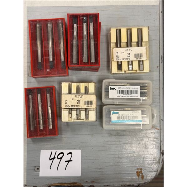 LOT DE 39 TAPS ASSORTIS