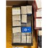 Image 2 : LOT DE 4000+ VIS TÊTE RONDES QUADREX ASSORTIES