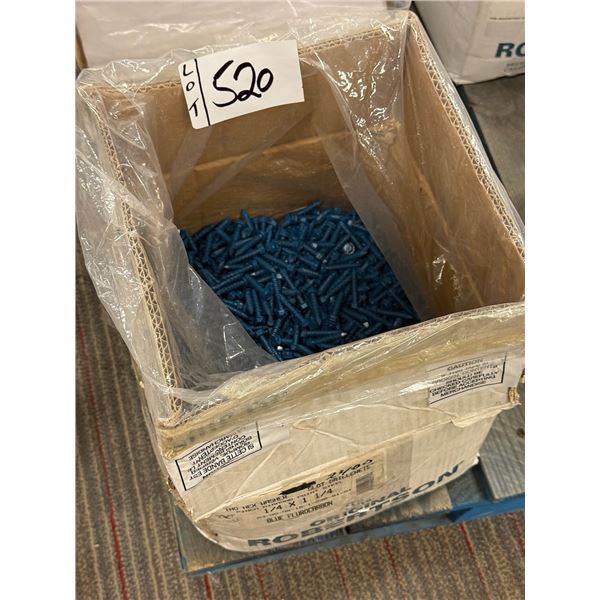 LOT DE 200 VIS A BÉTON 1/4 X 1-1/4