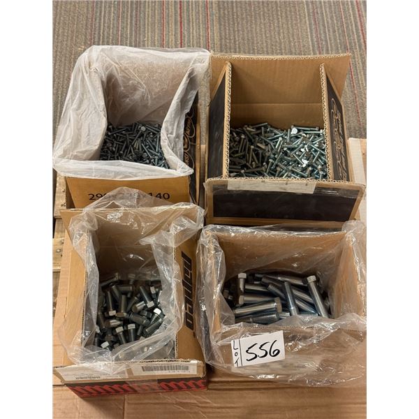 LOT DE 2000+ BOULONS TÊTE HEX GR. 5 ASSORTIS