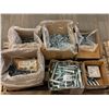 Image 1 : LOT DE 2400+ BOULONS TÊTE HEX PLAQUÉ ZINC ASST