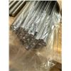 Image 16 : LOT DE 50+ TIGES FILETÉES, GRANDEUR ASST, ZINC