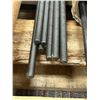 Image 8 : LOT DE 50+ TIGES FILETÉES, GRANDEUR ASST, ZINC