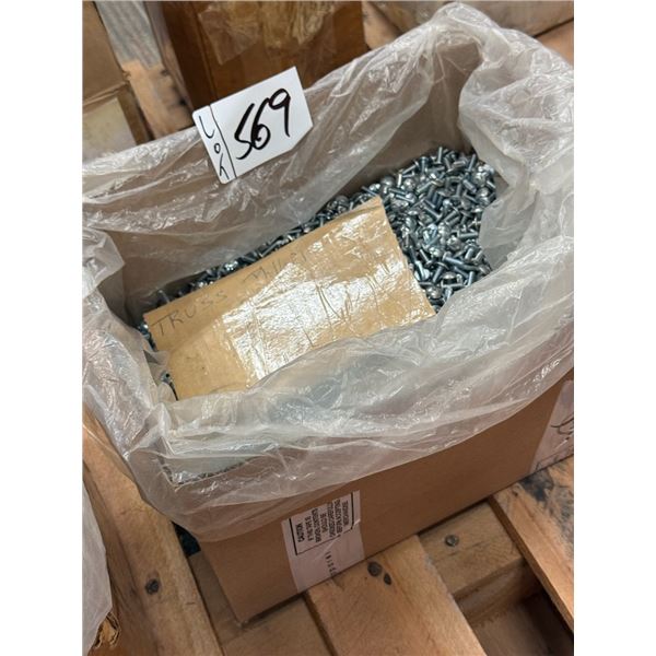 BOITE DE 1000+ VIS 10-24 X 1/2