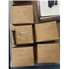 Image 2 : LOT DE 1100+ BOULONS HEX GRANDEURS ASST