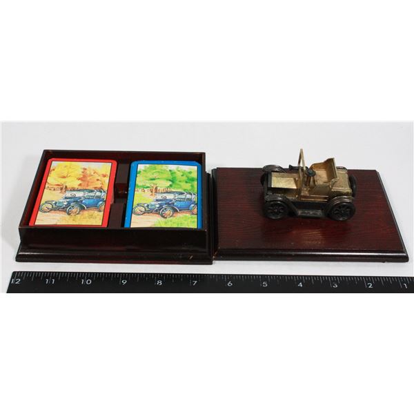 VINTAGE  PLAYING CARDS IN UNIQUE BOX