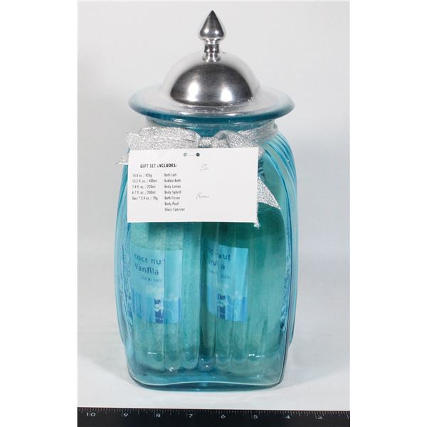 NEW: Item #14394, VANILLA COCONUT BATH SET