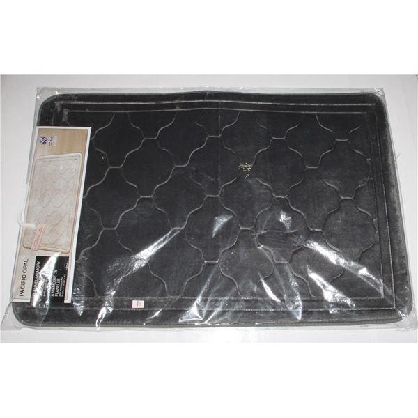 NEW PACIFIC OPAL BATHROOM RUG