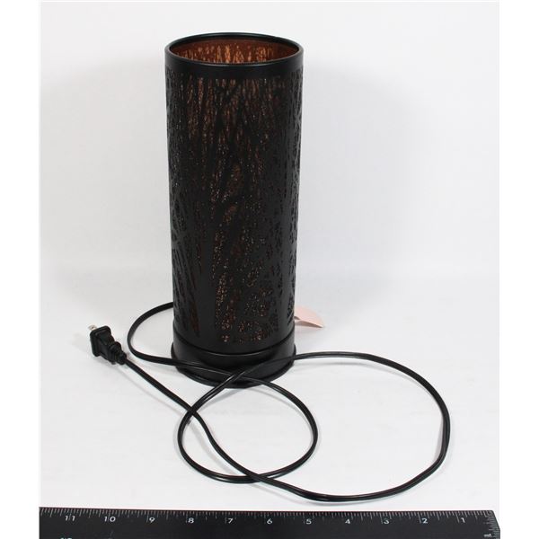 DECORATIVE TABLE LAMP