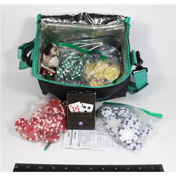 LARGE LOT OF POKER CHIPS WITH TRAVEL BAG