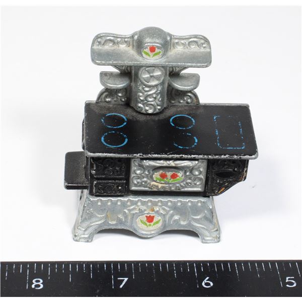 VINTAGE 1980S MATTEL CAST ALUMINUM STOVE