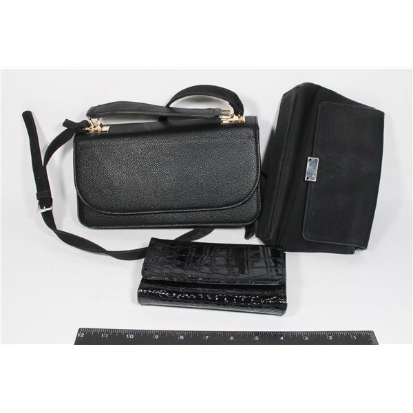 BUNDLE OF WOMENS PURSES/ WALLETS