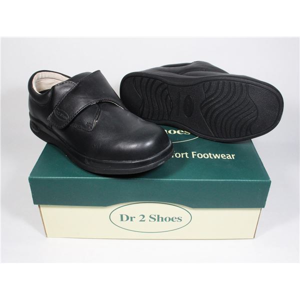 DR 2 SHOES NEW IN BOX SIZE 7
