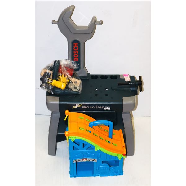 KIDS BOSCH JUNIOR WORKBENCH WITH TOOLS ALONG WITH