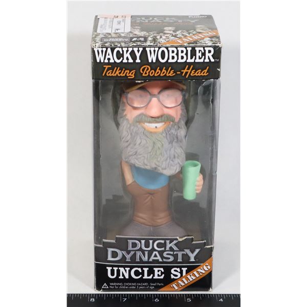 WACKY WOBBLER TALKING BOBBLE HEAD DUCK DYNASTY