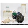 Image 1 : LOT OF SMALL DECORATIVE ITEMS
