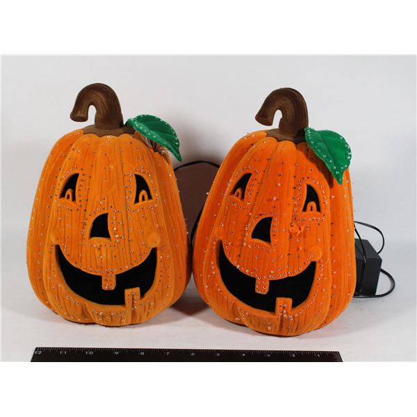 HALLOWEEN LIGHT UP PUMPKIN DECORATIONS