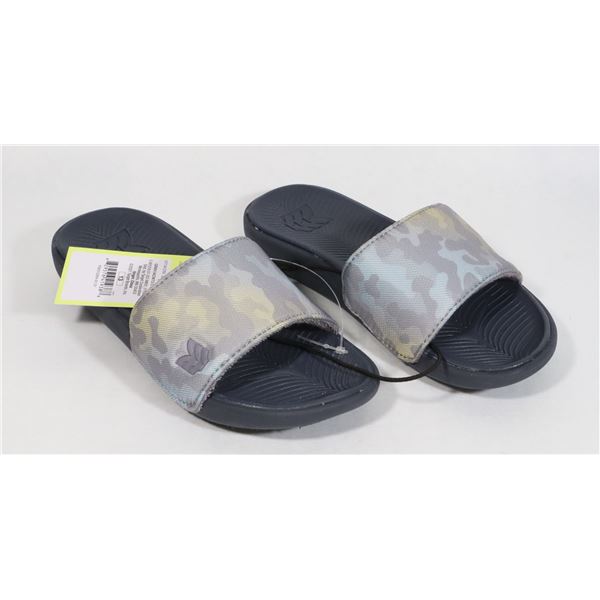 NEW CHILDREN SHOES SIZE 13