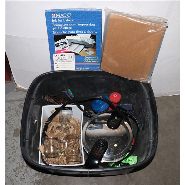 ESTATE TOTE OF HOUSEHOLD MISCELLANEOUS ITEMS