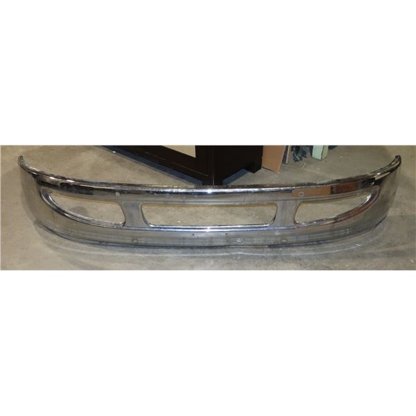 INTERNATIONAL AERODYNAMIC CHROME BUMPER
