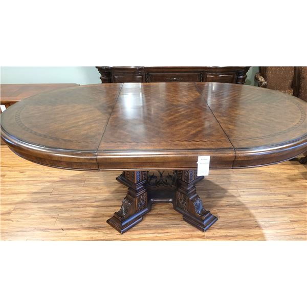 Michael Amini Dinning Table C