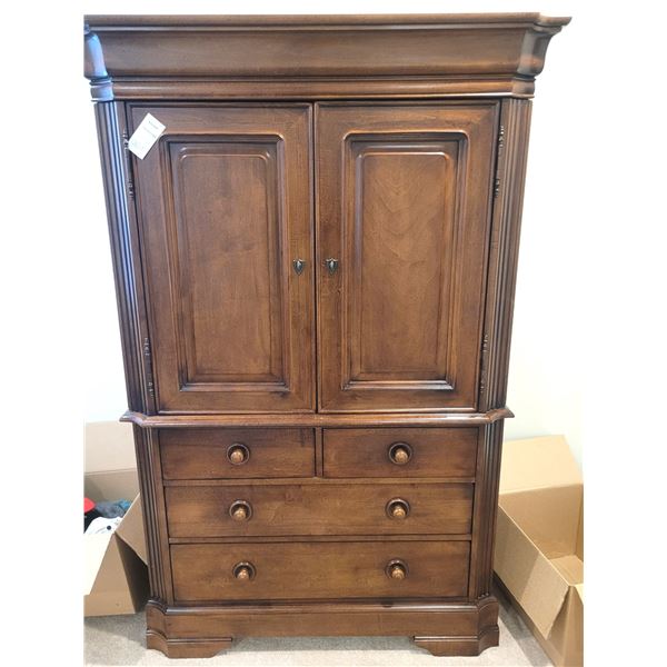 Stanley Armoire C