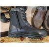 Image 16 : Men's shoes  A