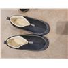 Image 18 : Men's shoes  A