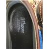 Image 8 : Men's shoes  A