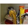 Image 9 : Cleaning supplies, Iron  A