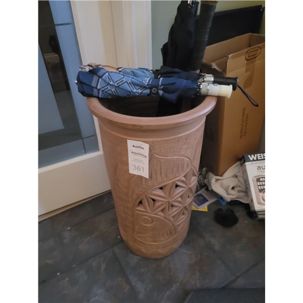 Clay Umbrella Pot A