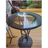 Image 1 : Glass top Table B