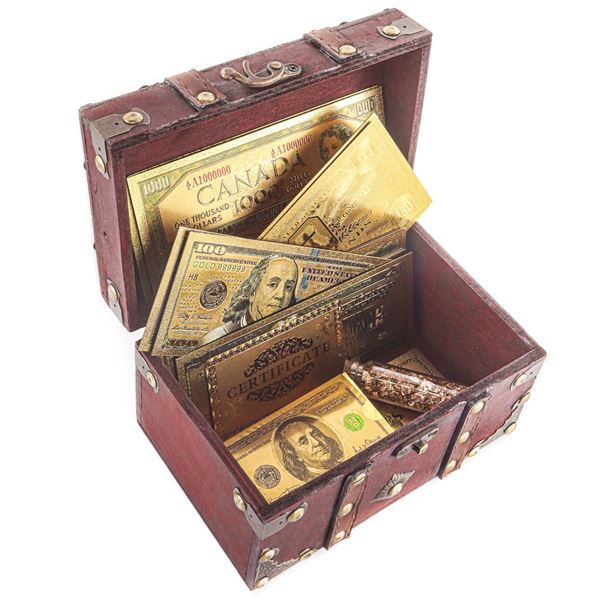 Gold Treasures - Treasure Box of 20 Notes, Cards, Flakes.