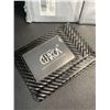 Image 3 : 3 Men's Slim Minimalist Carbon Fiber Wallets - Black - Brand New