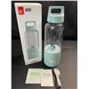 Image 1 : 1 Vitamer Portable Blender/Electric Juicer Cup - 500ml - Rechargeable - Brand New