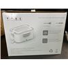 Image 3 : 1 Electric Heated Portable Lunch Box (1.5L) - Power Cable, Car Cable, & Carry Bag Included - New!