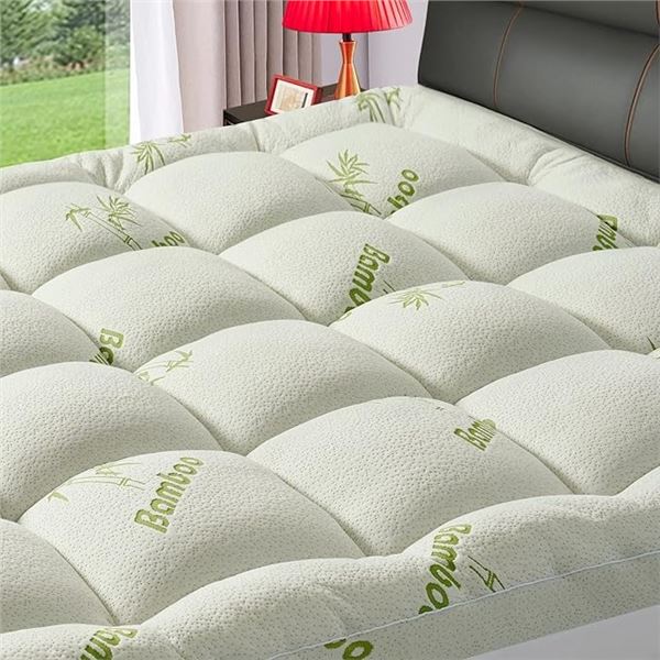 1 Premium Bamboo King Size Mattress Topper (78" x 80"); Deep Pocket Quilted Design - NEW IN BOX!
