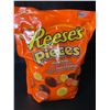 Image 2 : 1 Reese's Pieces Peanut Butter Bulk Candy Bag - Large 1.36KG Bag - New (BB: MAY/2025)