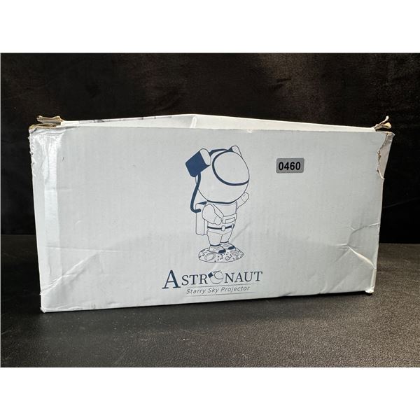 1 Astronaut Star Projector Lamp with Remote - New