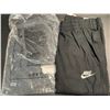 Image 1 : 1 Nike Boys Joggers/Pants - Size L - Black - New w/ Tags