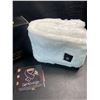 Image 2 : 1 Genovega Plush White Heated Scarf with Rechargeable Battery Pack - Brand New