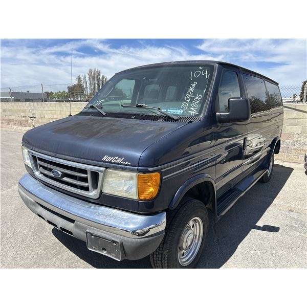 2005 Ford E-350