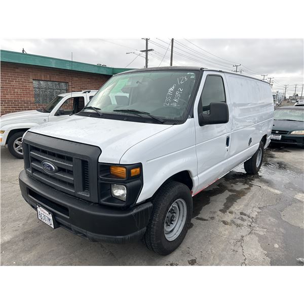 2014 Ford E250 Vans
