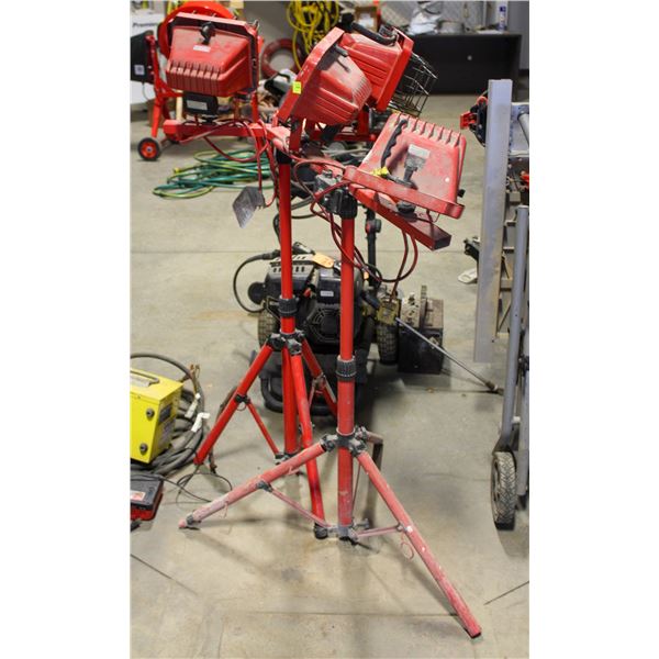 LOT OF 2 DOUBLE JOBSITE LIGHTS