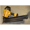 Image 1 : BOSTITCH F28WW FRAMING NAILER