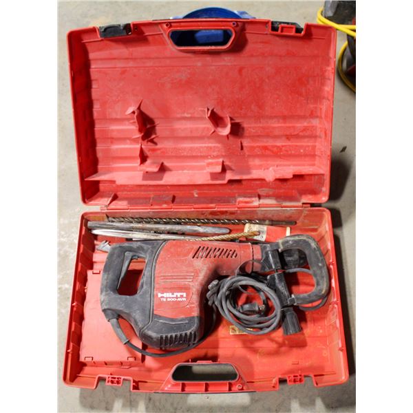 HILTI TE500-AVR CORDED HAMMER DRILL W/ CASE