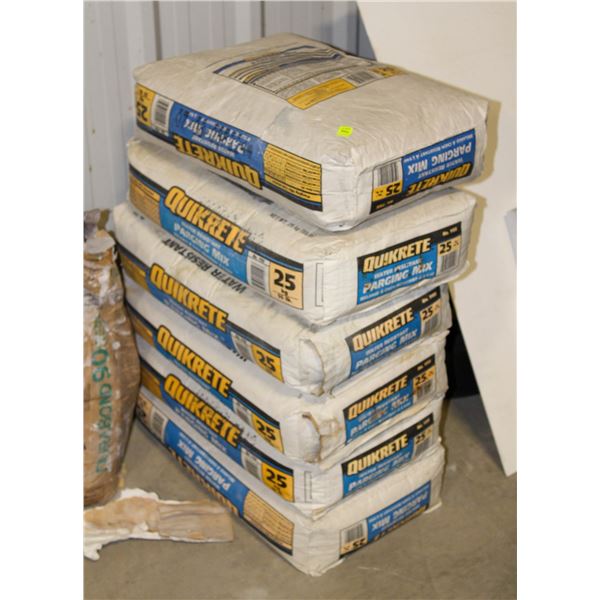 LOT OF 6 25KG BAGS OF QUIKRETE PARGING MIX