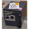 Image 1 : SENTRY FIRE SAFE W/ KEY